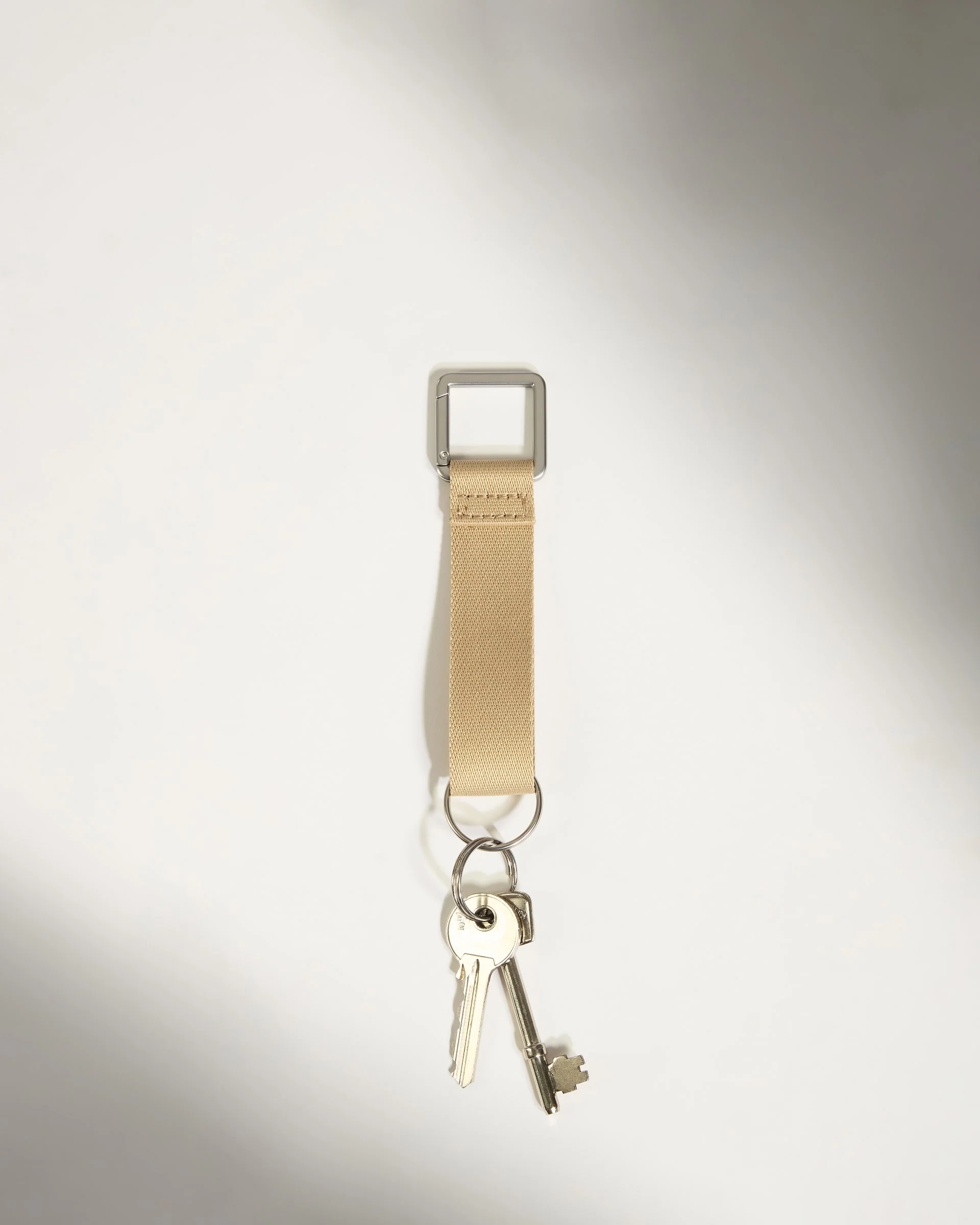 Icon Keyring in Sand - Image 3