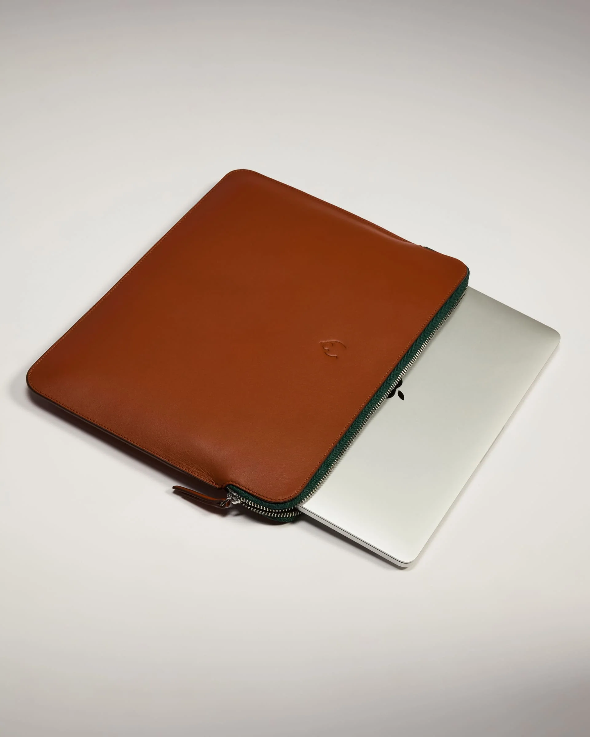 Laptop & Document Case in Tan Leather - 1914 Collection - Image 4